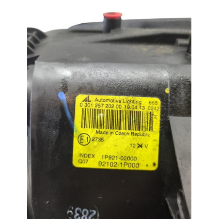 Optique avant principal droit (feux)(phare) KIA VENGA