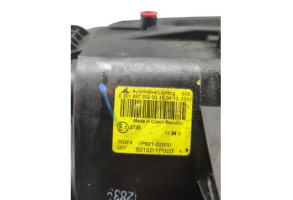 Optique avant principal droit (feux)(phare) KIA VENGA Photo n°1