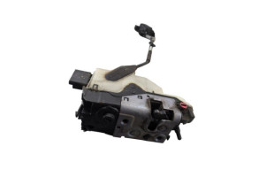 Serrure arriere droit PEUGEOT 208 1 Photo n°1