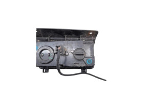 Feu de recul droit RENAULT TRAFIC 3 COURT Photo n°8