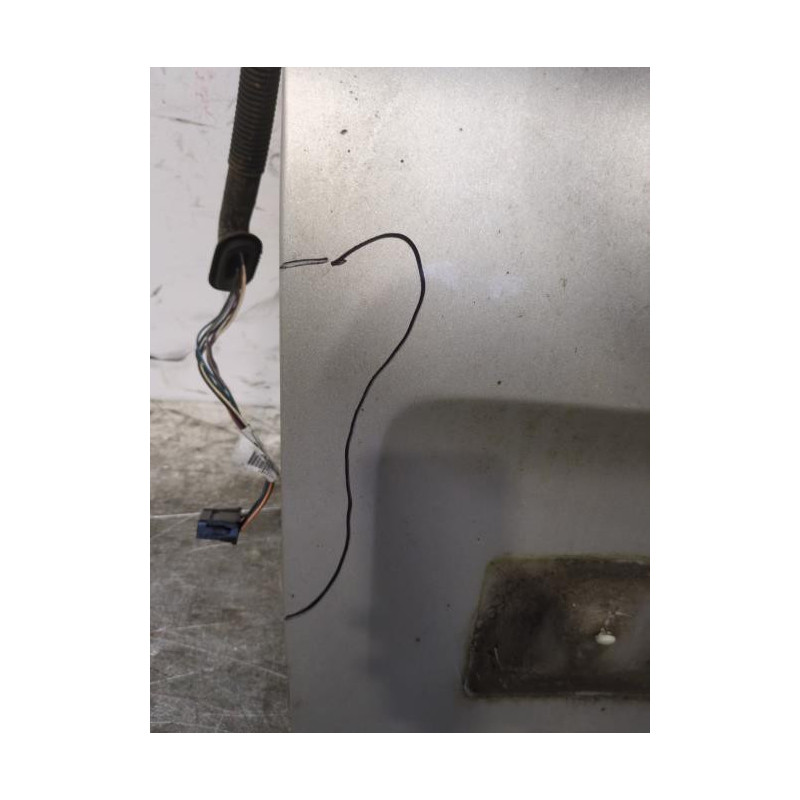 Porte arriere gauche RENAULT TRAFIC 2 Photo n°1