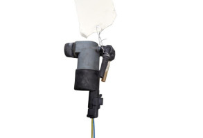 Pompe lave glace avant NISSAN MICRA 4 Photo n°4