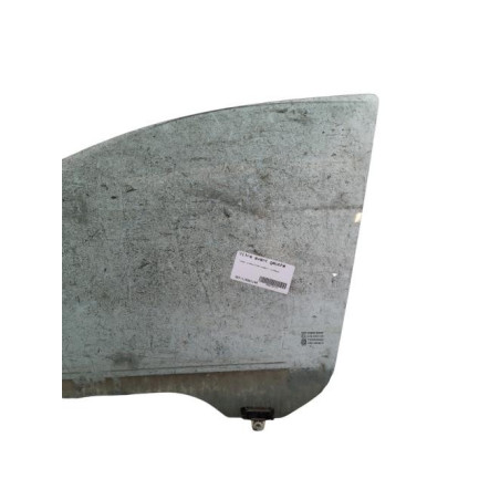 Vitre avant gauche NISSAN MICRA 4