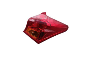 Feu arriere principal droit (feux) TOYOTA AURIS 2 Photo n°1