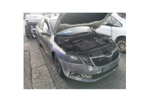 Optique avant principal gauche (feux)(phare) SKODA OCTAVIA 3 Photo n°12