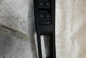 Interrupteur de leve vitre avant gauche OPEL MERIVA B