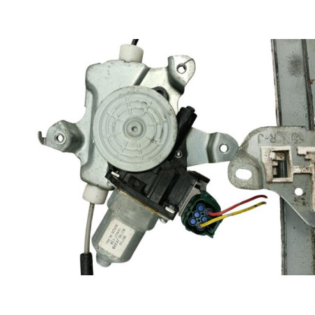 Leve vitre electrique avant droit NISSAN JUKE 1