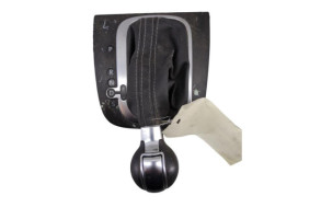 Pommeau de vitesses VOLKSWAGEN SCIROCCO 3 Photo n°3