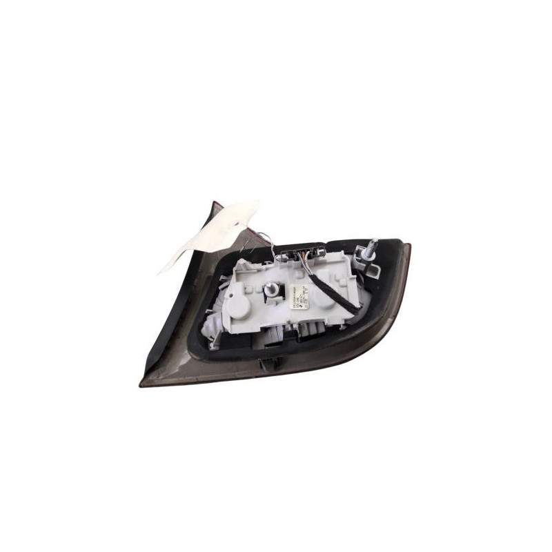 Feu arriere secondaire gauche (feux) AUDI A4 2 Photo n°1