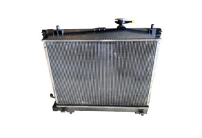 Radiateur eau TOYOTA YARIS 2 Photo n°2