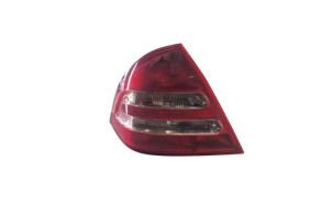 Feu arriere principal gauche (feux) MERCEDES CLASSE C 203 Photo n°4