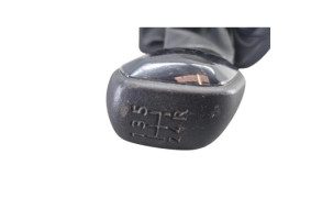 Pommeau de vitesses PEUGEOT 208 1 Photo n°1