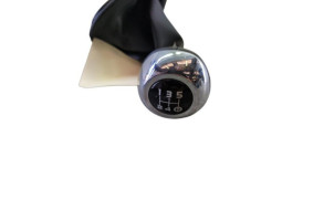 Pommeau de vitesses TOYOTA AYGO 2 Photo n°2