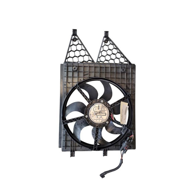 Moto ventilateur radiateur AUDI A1 1 Photo n°1