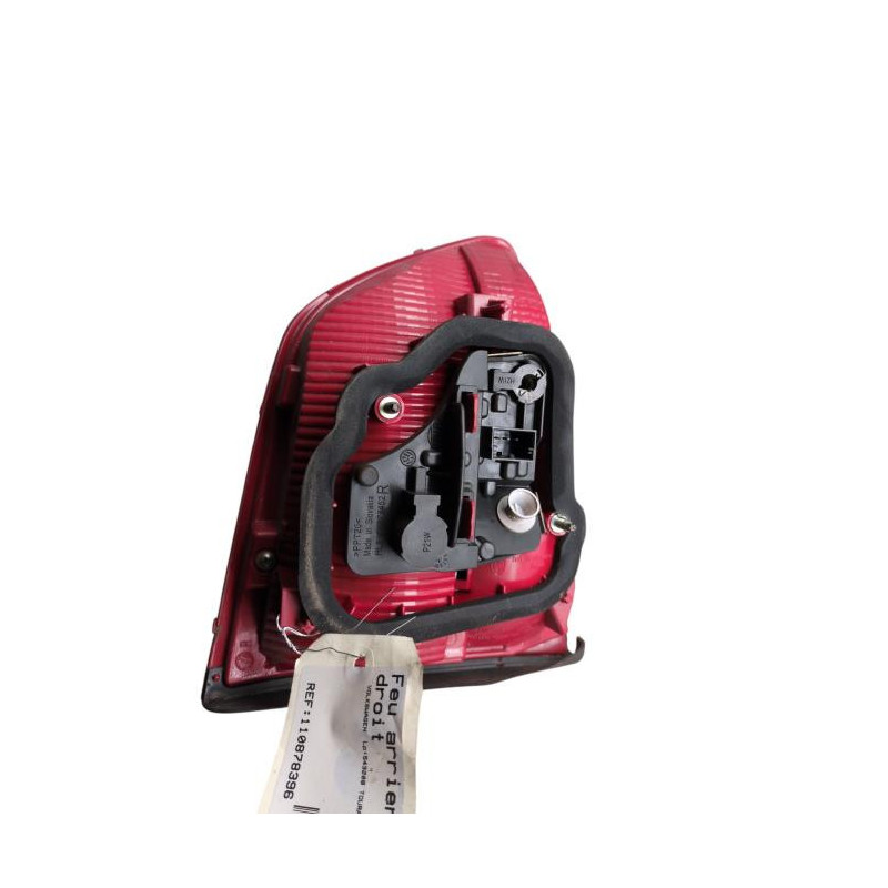 Feu arriere secondaire droit (feux) VOLKSWAGEN TOURAN 2 Photo n°1