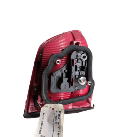 Feu arriere secondaire droit (feux) VOLKSWAGEN TOURAN 2