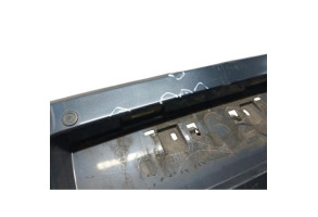 Pare choc arriere RENAULT CLIO 3 Photo n°9