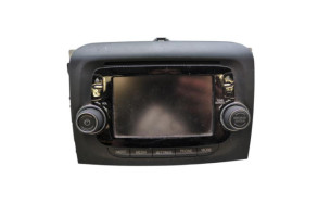 Autoradio d'origine FIAT 500L Photo n°4