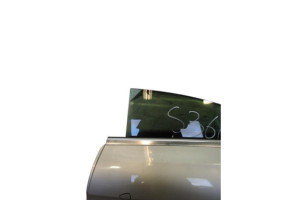 Porte arriere gauche MERCEDES CLASSE CLA 117 Photo n°4