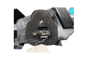 Feu arriere principal gauche (feux) PEUGEOT 208 2 Photo n°4