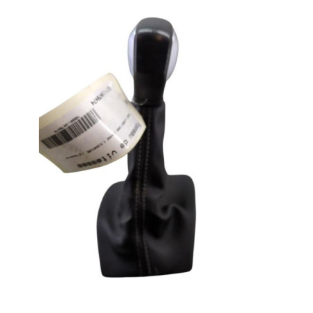 Pommeau de vitesses PEUGEOT 2008 1