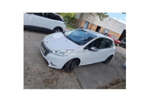 Feu arriere principal gauche (feux) PEUGEOT 208 1 Photo n°7