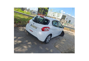 Feu arriere principal gauche (feux) PEUGEOT 208 1 Photo n°9