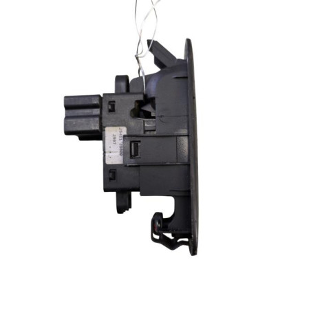 Interrupteur de leve vitre avant droit NISSAN QASHQAI 1