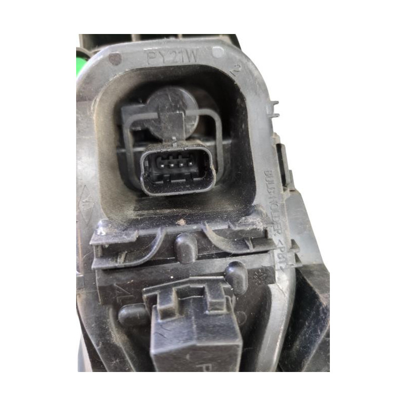 Feu arriere principal gauche (feux) RENAULT CLIO 4 Photo n°1