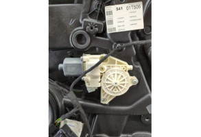 Leve vitre electrique avant droit MERCEDES CLASSE A 176 Photo n°3