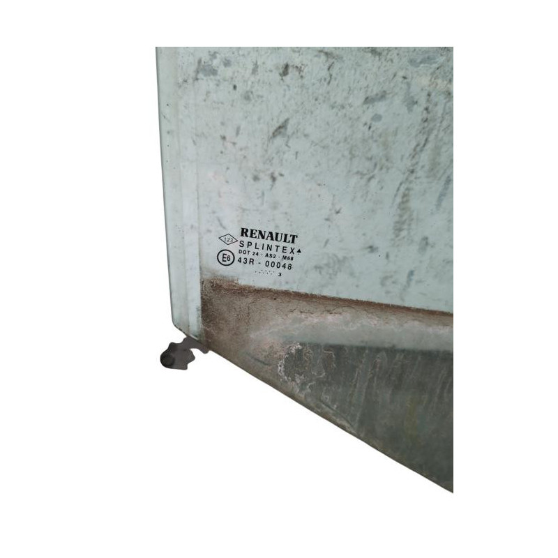 Vitre arriere droit RENAULT CLIO 2 Photo n°1