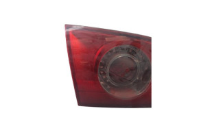 Feu arriere secondaire gauche (feux) VOLKSWAGEN PASSAT 5 Photo n°2