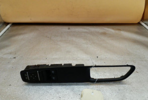 Interrupteur de leve vitre avant gauche RENAULT CLIO 4