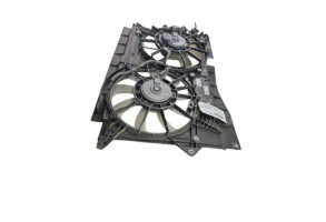 Moto ventilateur radiateur TOYOTA AVENSIS 3 Photo n°3