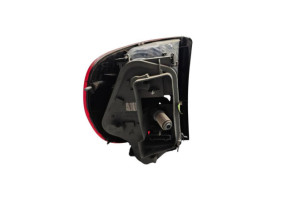 Feu arriere principal droit (feux) VOLKSWAGEN FOX Photo n°1