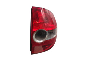 Feu arriere principal droit (feux) VOLKSWAGEN FOX Photo n°4