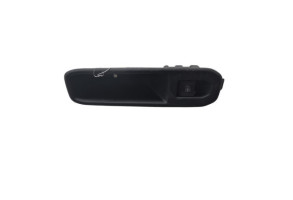 Interrupteur de leve vitre arriere gauche DACIA DUSTER 2 Photo n°1