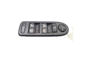 Interrupteur de leve vitre avant gauche DACIA DUSTER 2 Photo n°2