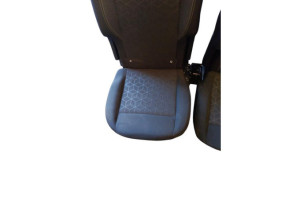 Interieur complet PEUGEOT RIFTER Photo n°10