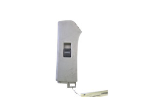 Interrupteur de leve vitre avant droit TOYOTA YARIS 2 Photo n°1