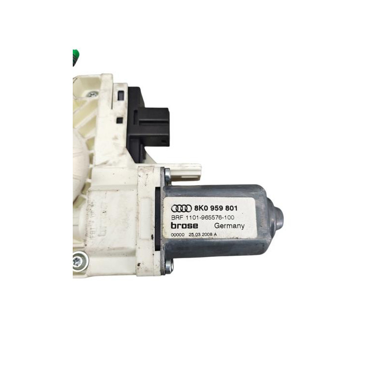 Leve vitre electrique avant gauche AUDI A4 3 Photo n°1