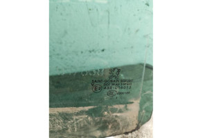 Vitre arriere droit PEUGEOT 3008 1 Photo n°2