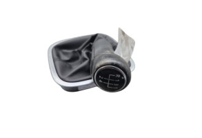 Pommeau de vitesses VOLKSWAGEN POLO 5 Photo n°1