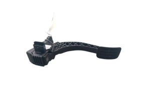 Pedale d'accelerateur PEUGEOT 308 3 SW Photo n°1