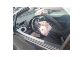 Serrure avant droit TOYOTA YARIS 3 Photo n°4