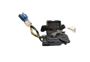 Serrure de hayon TOYOTA YARIS 2 Photo n°2