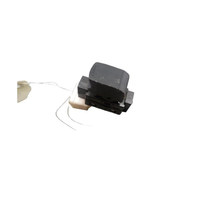 Interrupteur de leve vitre avant droit SUZUKI ALTO 3 Photo n°1