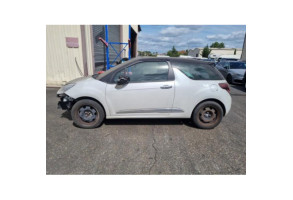 Feu arriere stop central DS DS3 Photo n°4