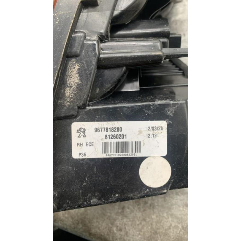 Feu arriere secondaire droit (feux) PEUGEOT 308 2 Photo n°1