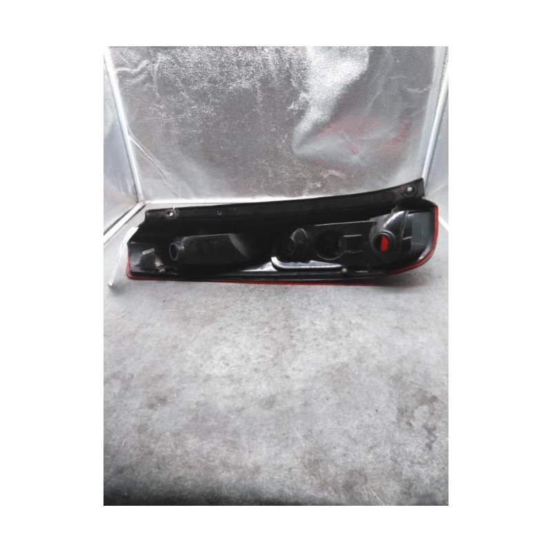 Feu arriere principal droit (feux) FORD FIESTA 5 Photo n°1